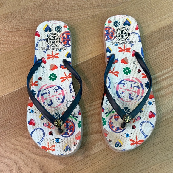 Tory Burch Lucky Charm flip flops Size 9/10 - Picture 3 of 6